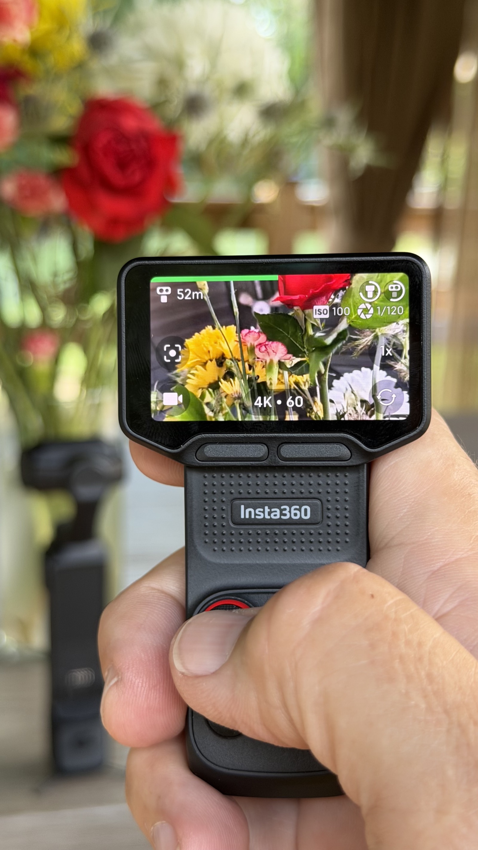 Review: Insta360 Luna Ultra 22 Review: Insta360 Luna Ultra 22