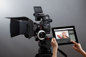 Take control with Canon's Wireless File Transmitter 1
