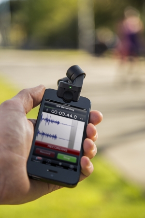 Announcing the New iXY Microphone for iPhone 5, 5S and 5C 2