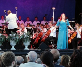 Full Compass Systems Sponsors 12th Annual Opera in the Park 10