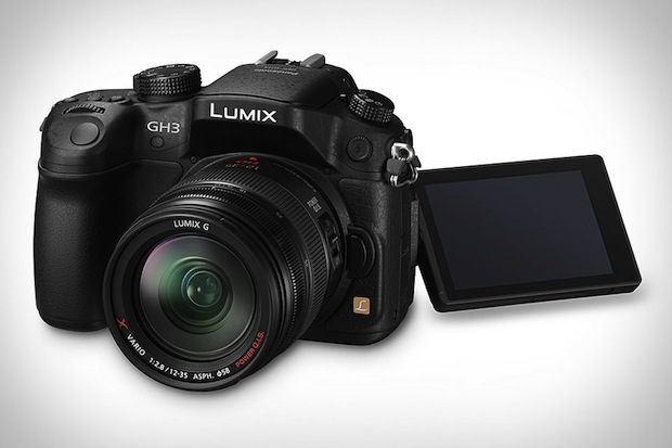 Panasonic Lumix GH3 gets more serious about audio & video than its predecessors 1