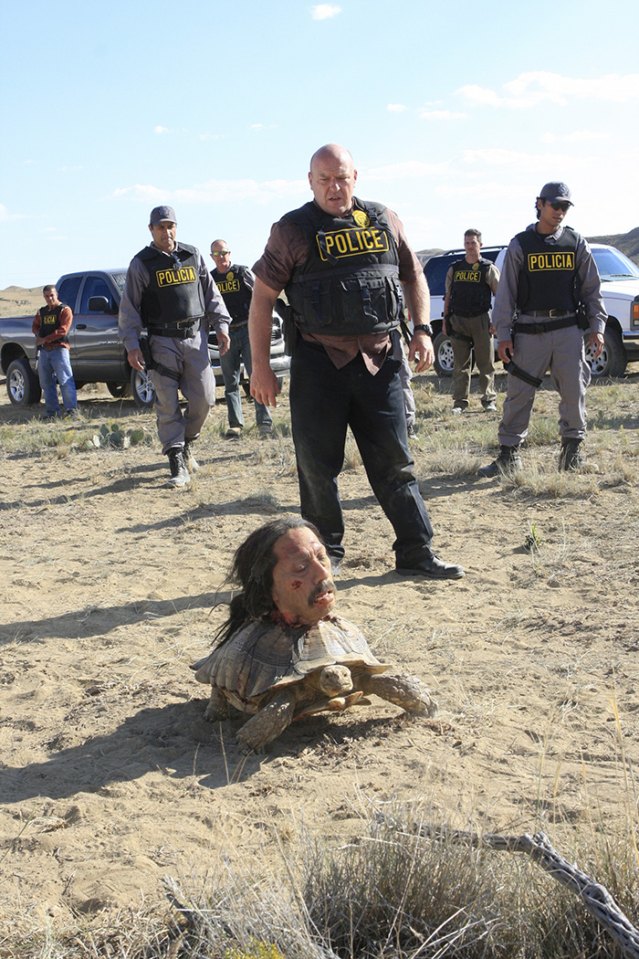 Hank Schrader (Dean Morris) - Breaking Bad_Season 2, Episode 7_"Negro Y Azul" - Photo Credit: Carin Baer/AMC