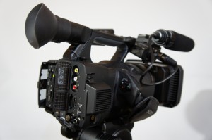 The right side of the PXW-Z100.
