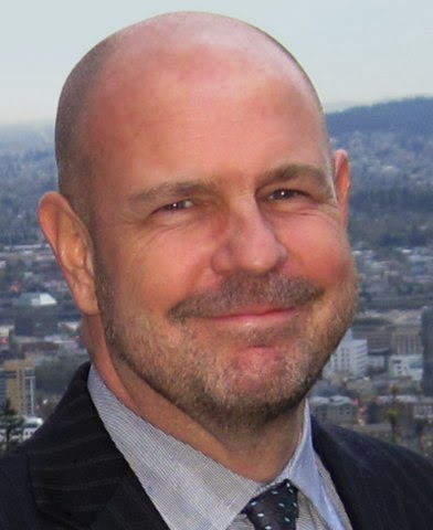 Employee_-_David_Diamond_-_Headshot_Original_5890.jpg