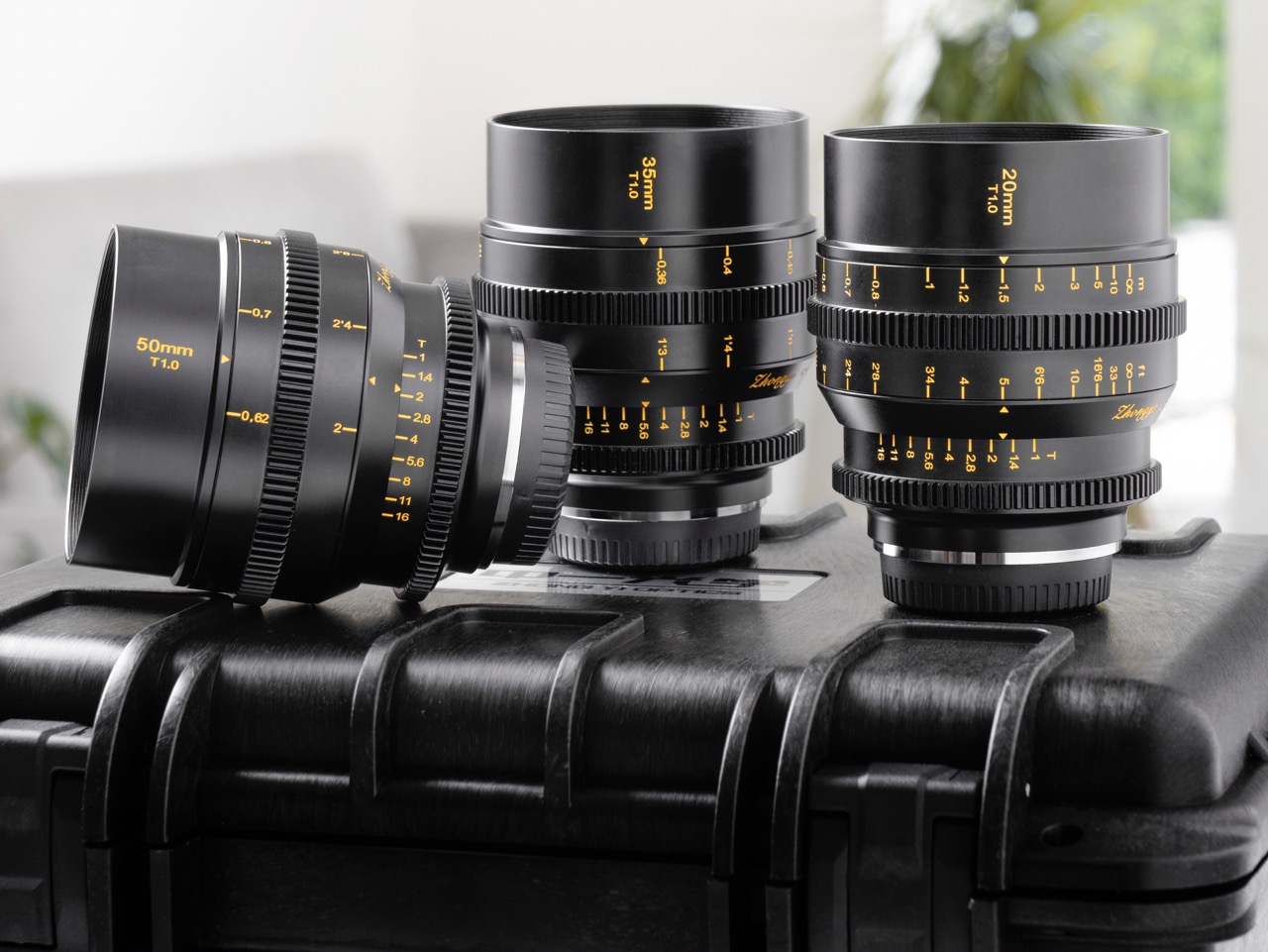 Review - Zhong Yi Optics Mitakon Speedmaster S35 T1 Cine Lens set 2