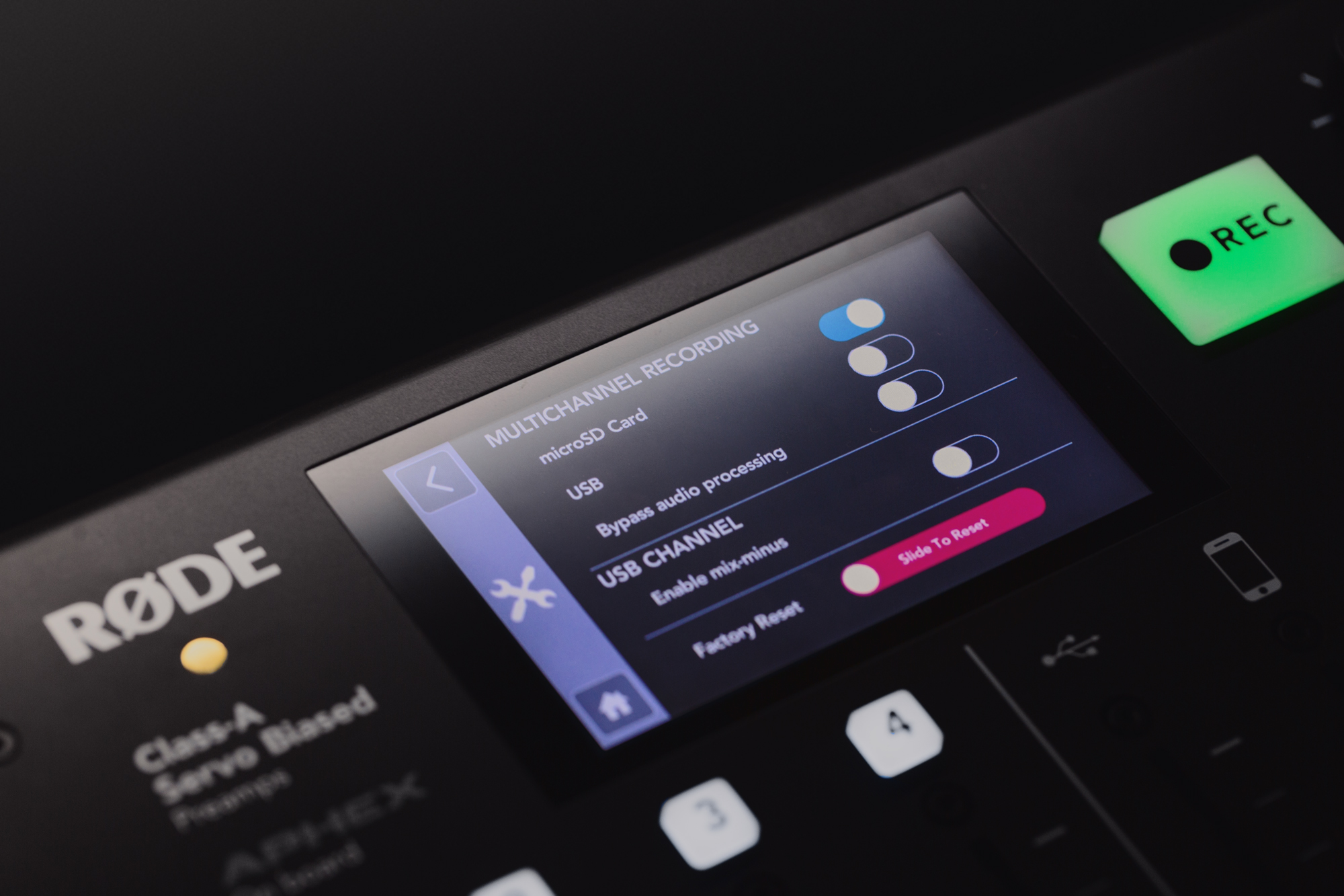 RØDECaster firmware 1.2.0 adds multitrack polyWAV to microSD + more 1 RØDECaster firmware 1.2.0 adds multitrack polyWAV to microSD + more 1