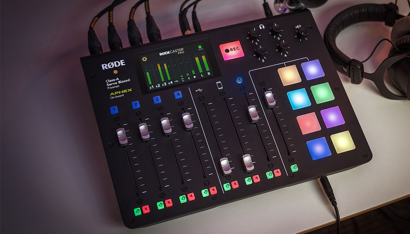 RØDECaster Pro audio console-first look 10