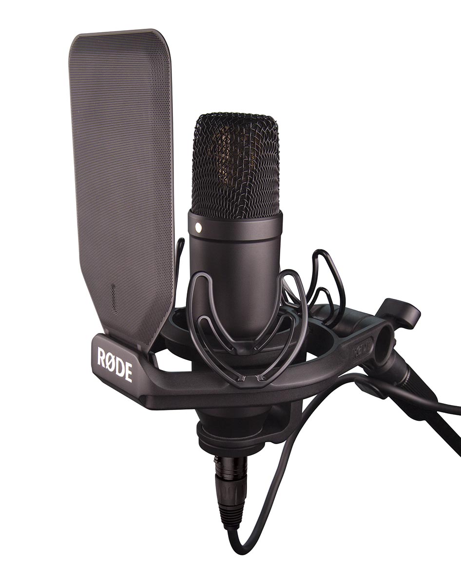 Review: RØDE NT1 studio microphone, shockmount and pop filter 15