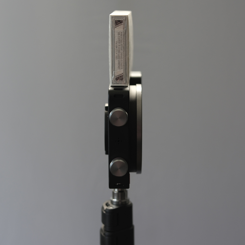 REVIEW: Zhiyun Molus X100 bi-color LED Fixture 53
