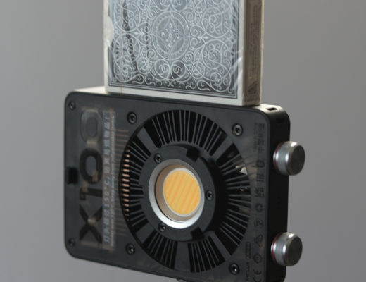 REVIEW: Zhiyun Molus X100 bi-color LED Fixture 8