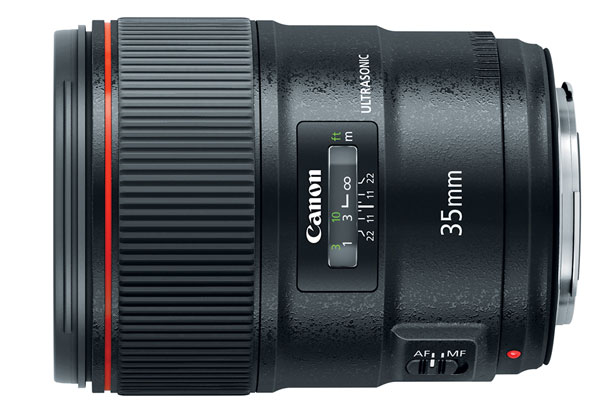 A reportage lens with revolutionary technology 2