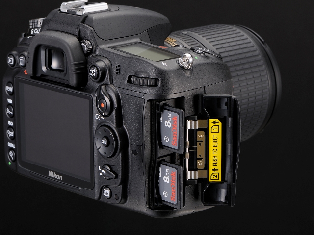 Nikon unveils the 1080p video shooting D7000 DSLR by Dan Carr