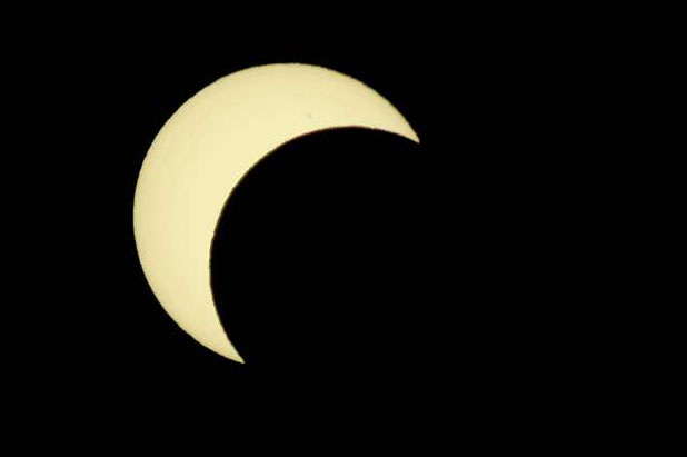 LIGHTING: Advanced Cucoloris Use Illustrated by a Solar Eclipse 18
