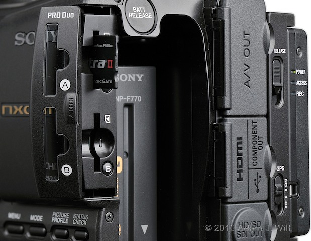 Preview: Sony HXR-NX5U 1/3" 3-CMOS AVCHD Camcorder 78