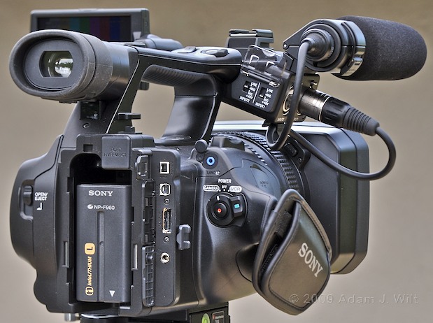 Review: Sony HVR-Z5U 1/3" 3-CMOS HDV Camcorder 38