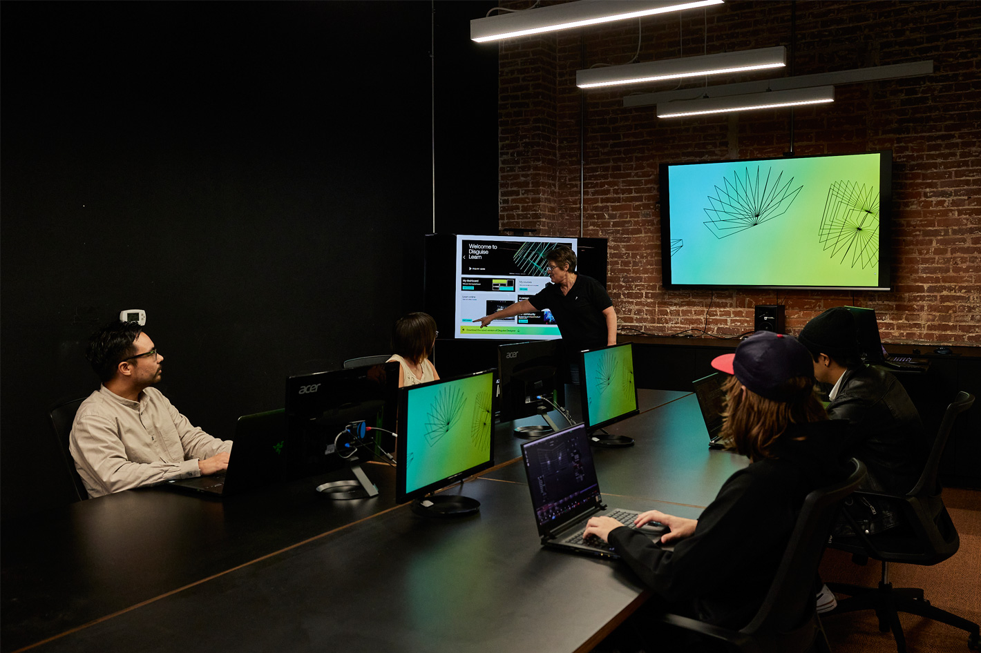 disguise Learn: free online courses for Virtual Production