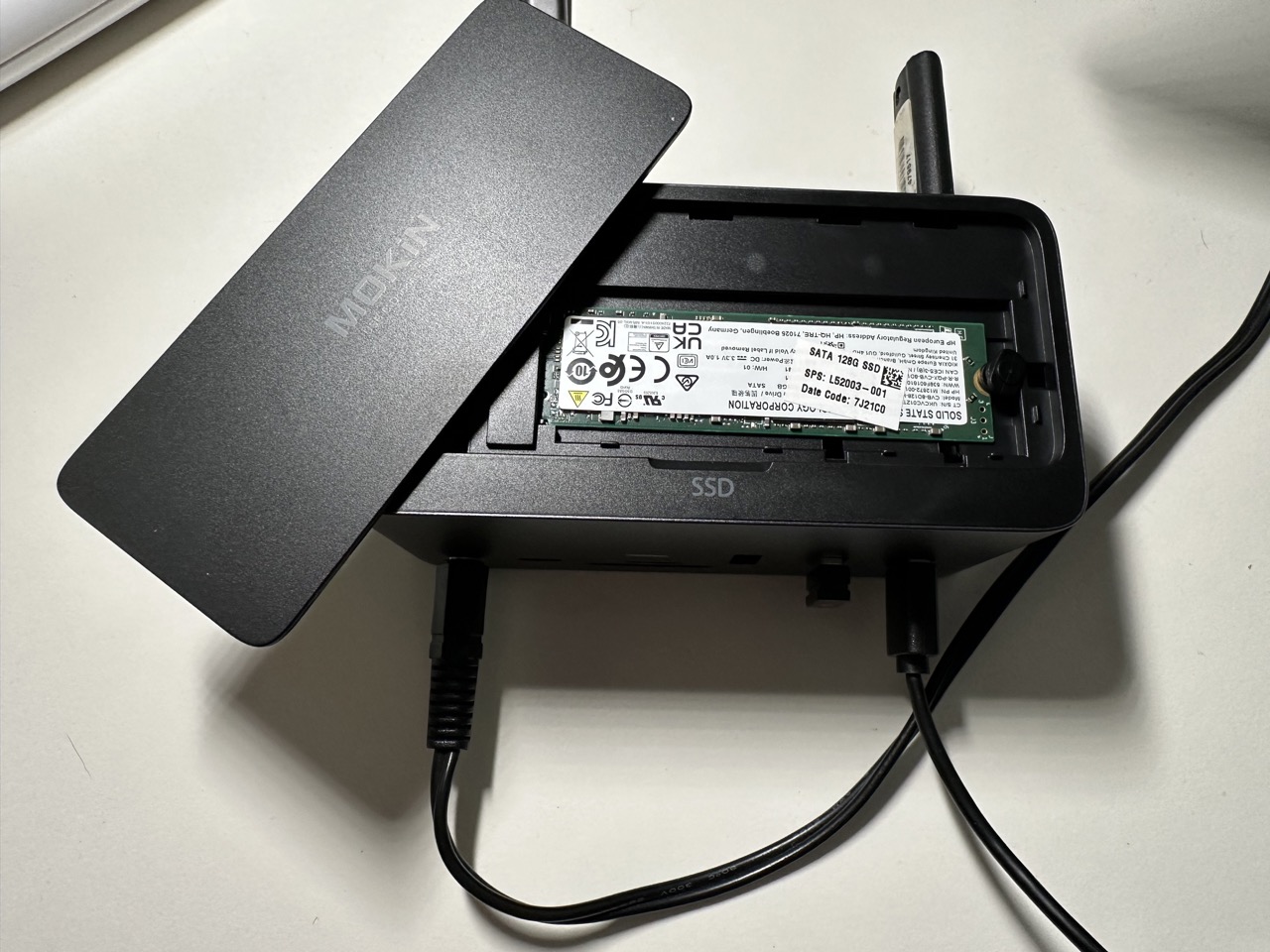 I bought a cheap USB-C docking station so you don't have to 6