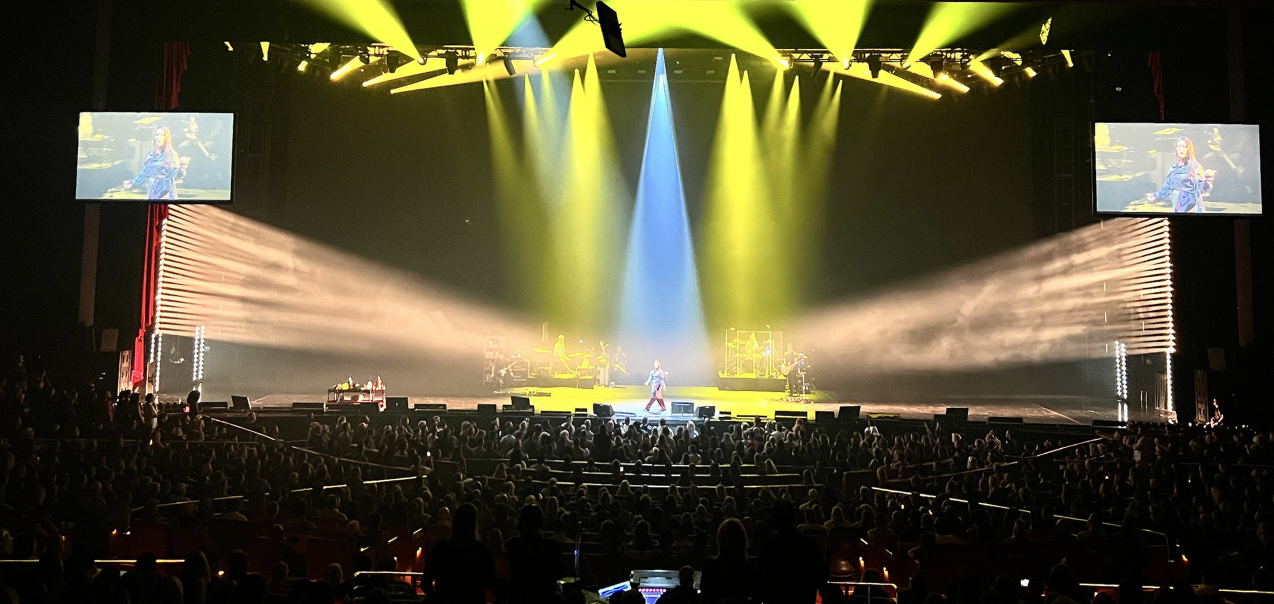 Follow-Me 3D used for Alanis Morissette's Las Vegas residency