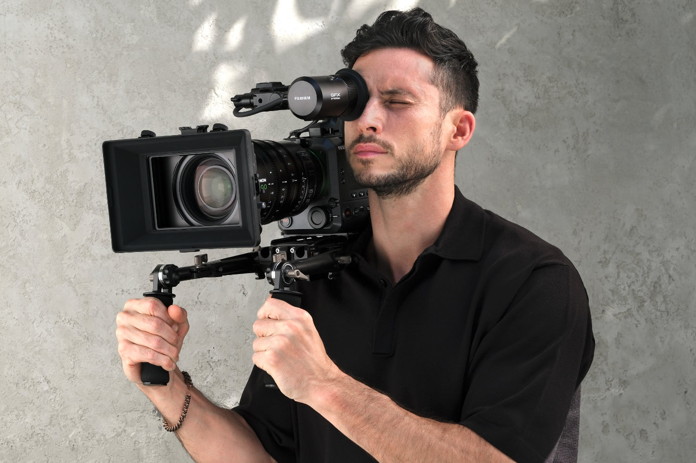 Fujifilm VF-GFXC2, a dedicated EVF for the GFX ETERNA 55