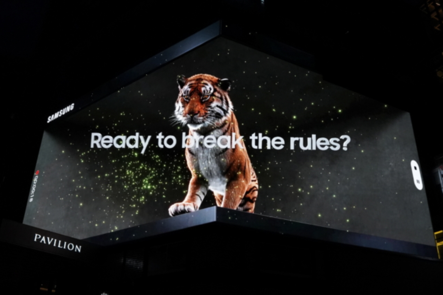 Samsung Galaxy S22 smartphones aims to break the rules of light