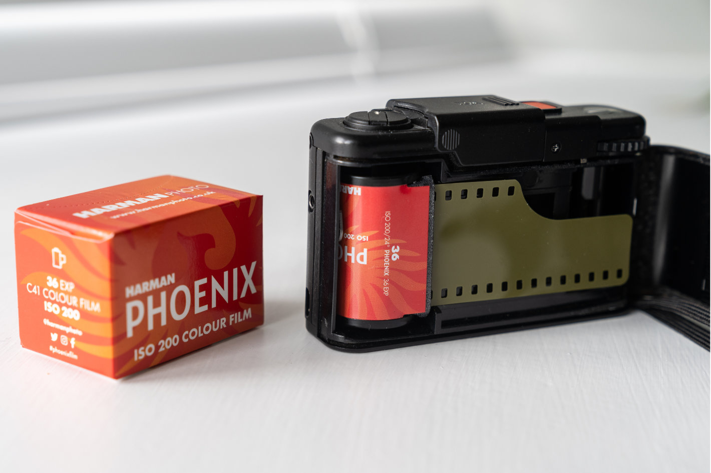 HARMAN Phoenix 200: a quirky colour negative film 