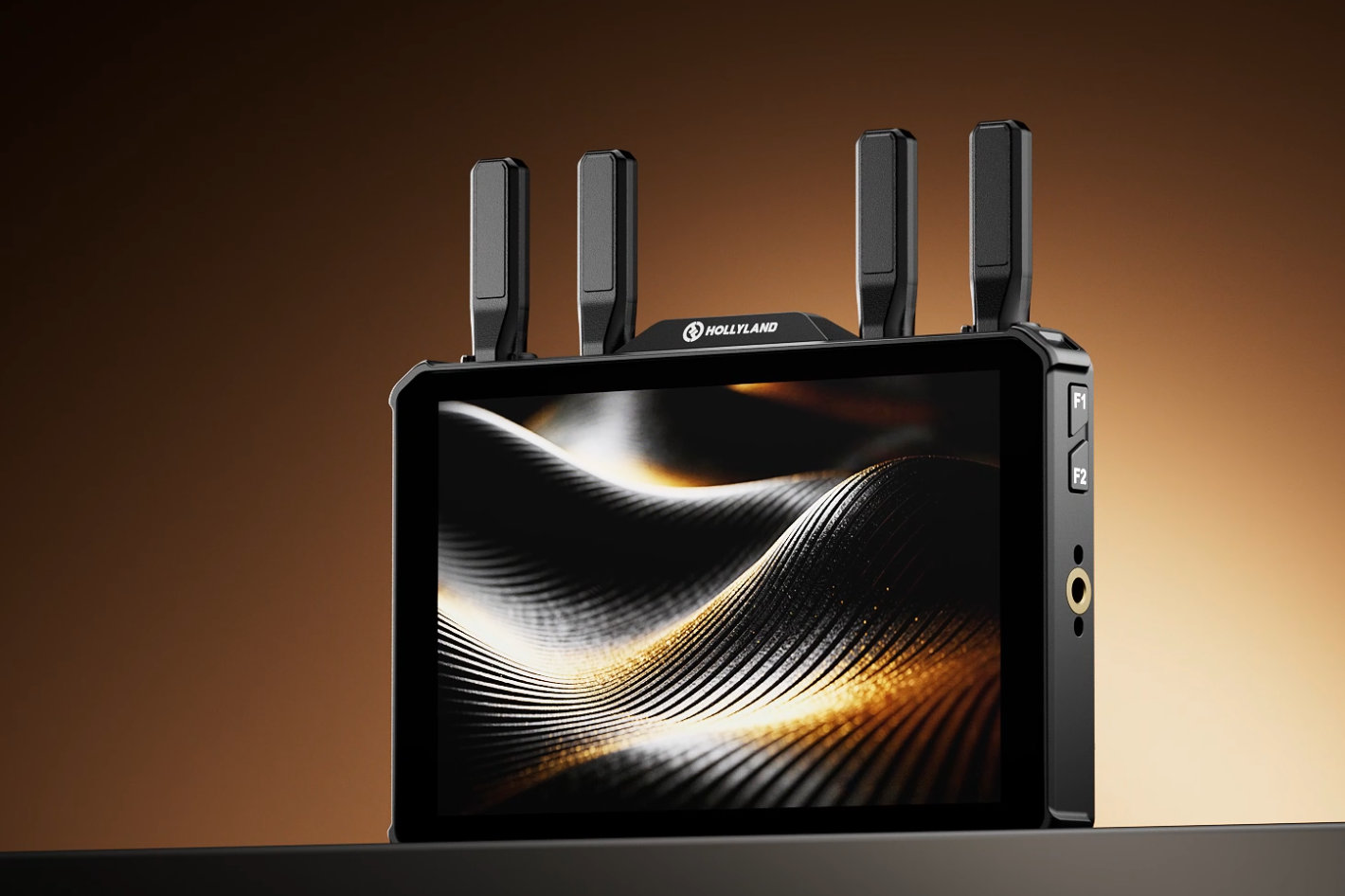 Pyro 7 Ultra: a professional all-in-one 7-inch wireless monitor