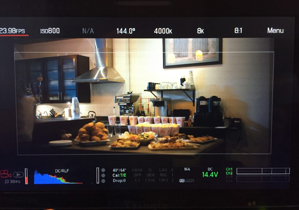 On a 50mm lens, at T2, I could wrack between the cheese trays in the foreground and the popcorn in the background and see a noticeable focus shift.