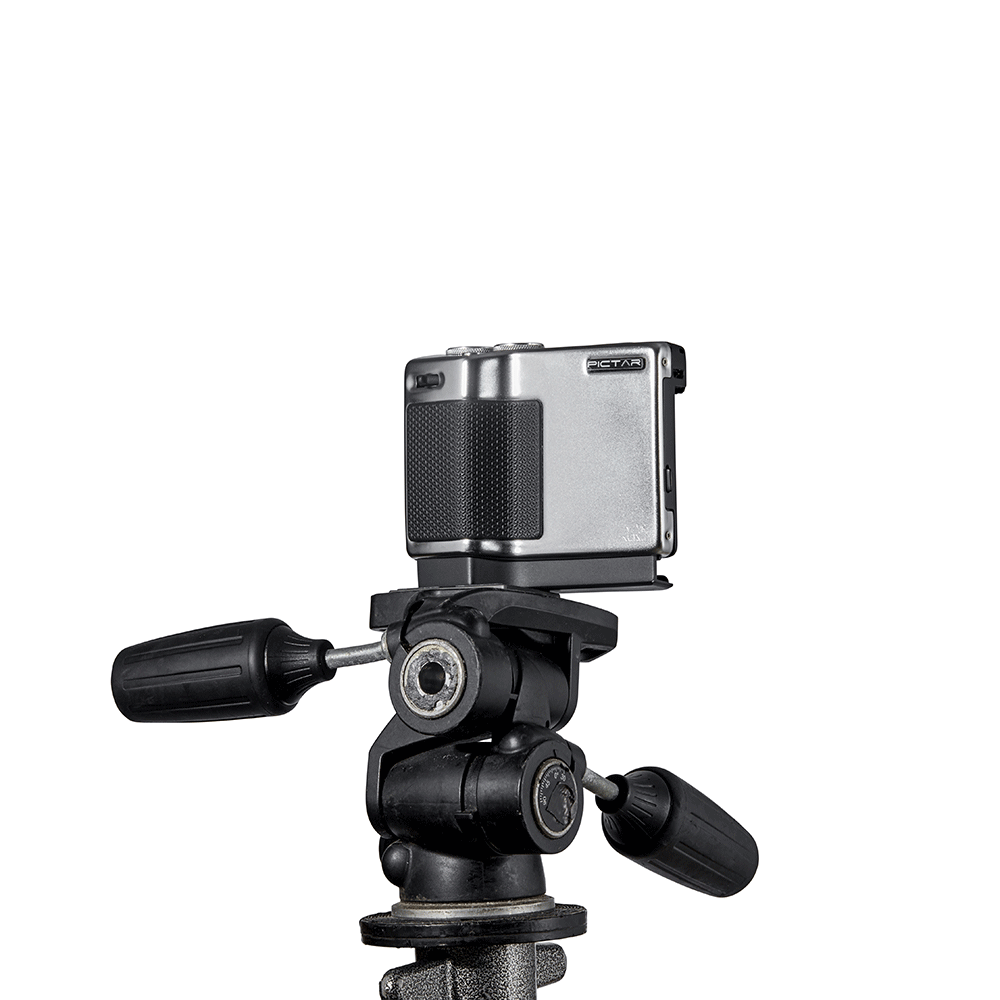 Pictar Pro: a new camera grip for iPhone and Android
