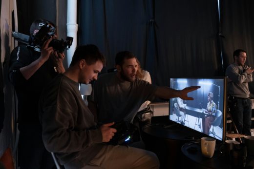 How are modern filmmakers redefining questions and answers around frame rate? 4 How are modern filmmakers redefining questions and answers around frame rate? 4