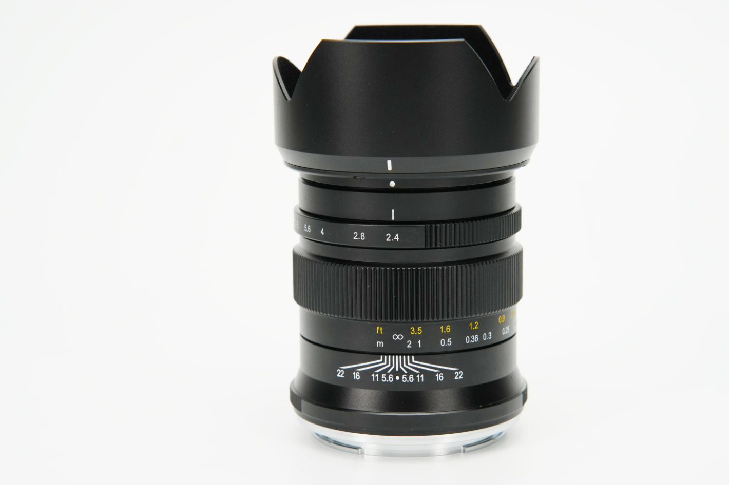 Zhong Yi Optics announces Pittura 30mm f/2.4 lens for medium format