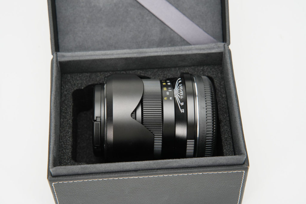 Zhong Yi Optics announces Pittura 30mm f/2.4 lens for medium format