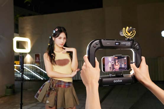 Godox Litemons SR20R showing mounting points and cold shoe expansion