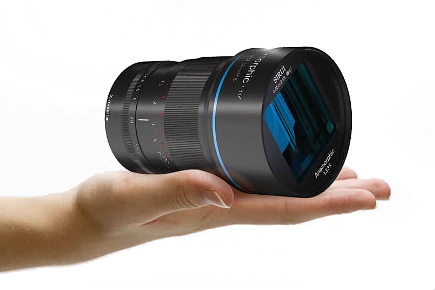 Sirui 24mm f/2.8 1.33x anamorphic lens for five different mounts