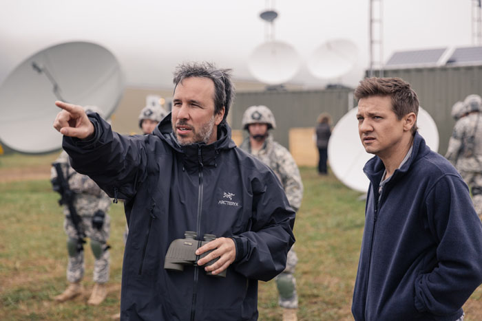 (L-R) Director, Denis Villeneuve and Jeremy Renner on the set of the film ARRIVAL by Paramount Pictures