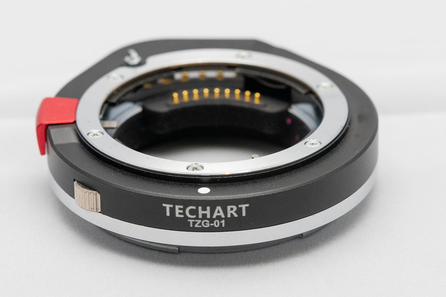 Techart’s new AF adapter: use Contax G lenses with Nikon Z cameras