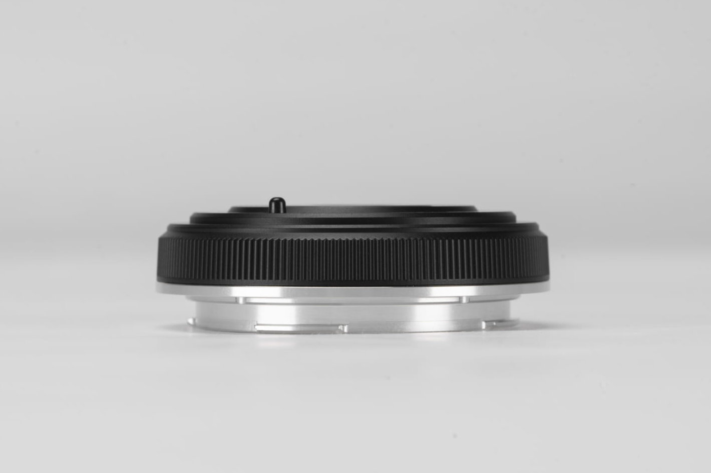 Viltrox launches AF 28mm F4.5 Chip L-mount lens