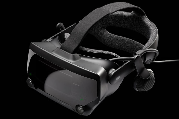 New VR headsets invite you to watch cinema on the big screen